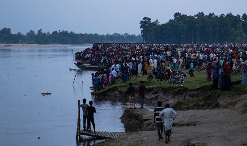 Bangladesh boat capsize