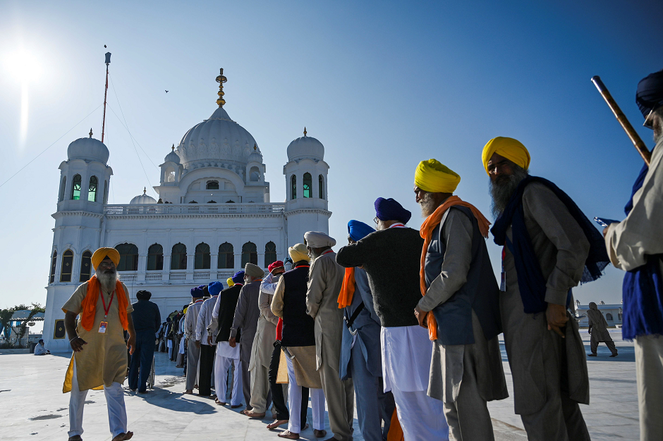 Pakistan issues 3,000 visas to India's Sikh pilgrims for Guru Nanak’s birth celebrations