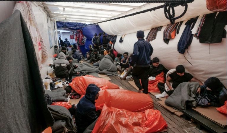 EU ministers endorse new migrant plan after France-Italy spat