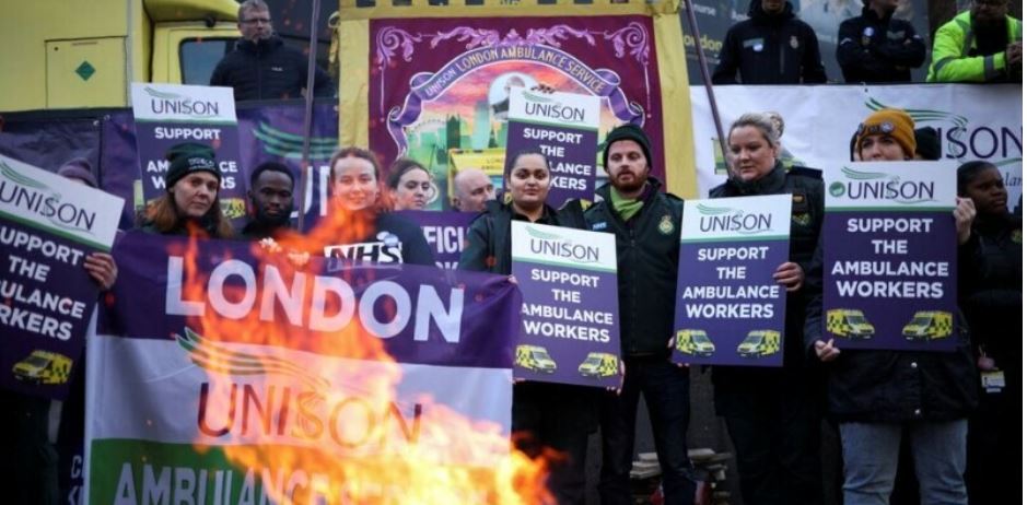 British nurses, paramedics plan more strikes