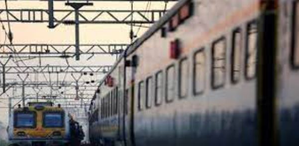 Lured to count trains, Indian youth lose millions in fraud