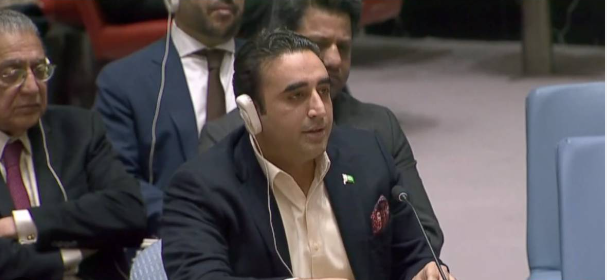 Pakistan urges UN to implement Kashmir resolutions
