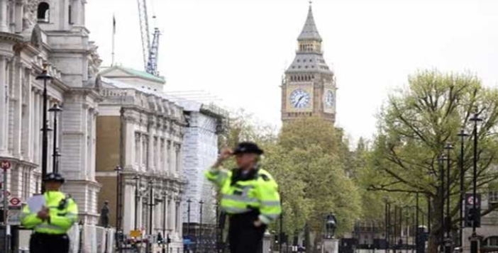 Hundreds of police face sack as part of clean-up: UK top officer