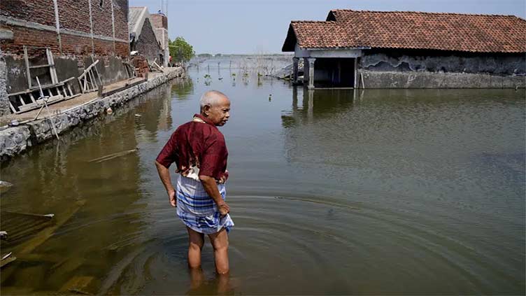 UN chief: Rising seas risk 'death sentence' for some nations