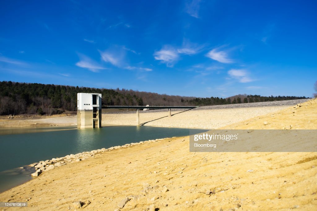Farming & tourism under threat as winter drought dries up France's Lake Montbel