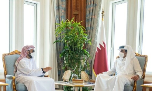 Qatar & UAE in process of restoring diplomatic ties: official