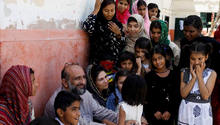 Pakistan: Rising inflations dampens Eid celebrations for orphans